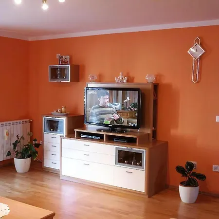 Mit Panoramablick In Ruhiger Lage Appartement